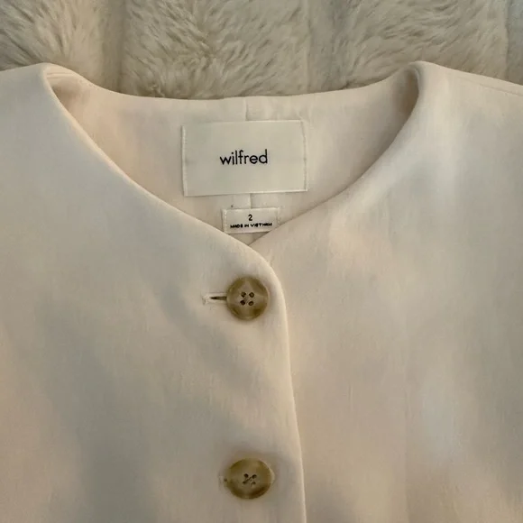 Aritzia Wilfred Light Birch Regal Vest - Crepette - Picture 4 of 4